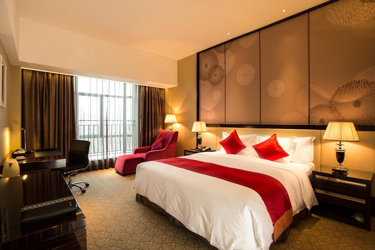 LN Dongfang Hotel, Sihui Bilik gambar