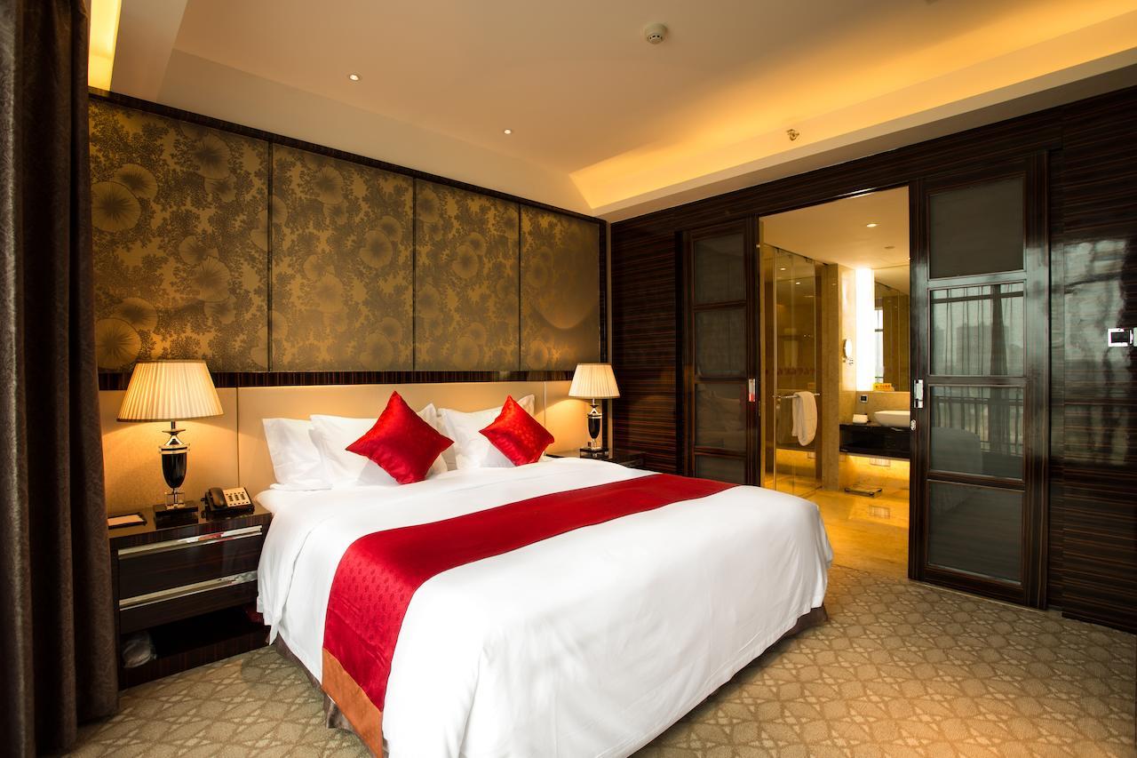 LN Dongfang Hotel, Sihui Bilik gambar